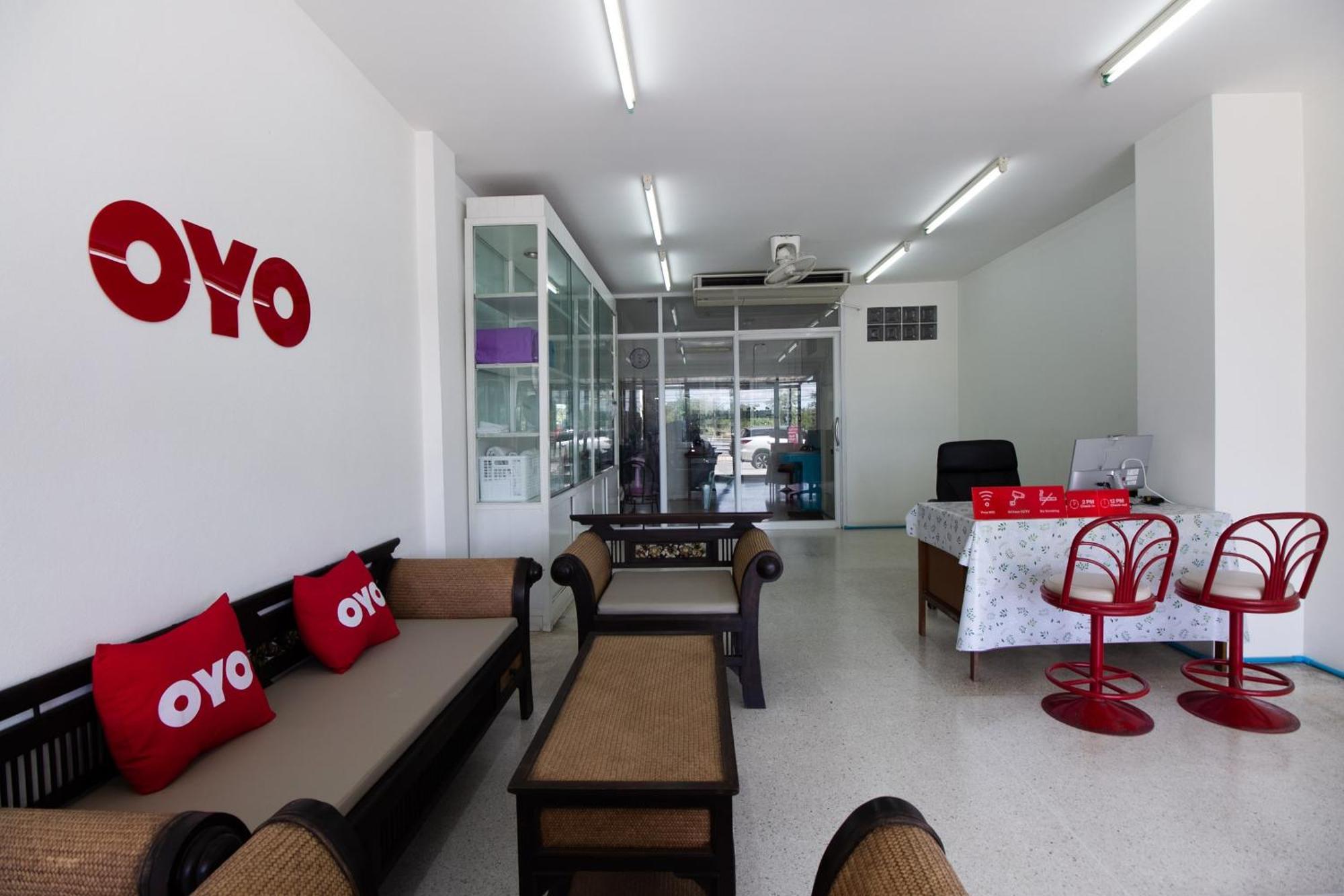 Oyo-908沙白广场住宿 华欣 外观 照片